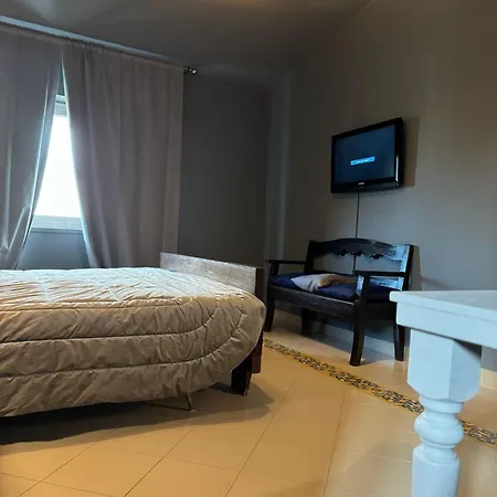 Assteas Bed & Breakfast 3*