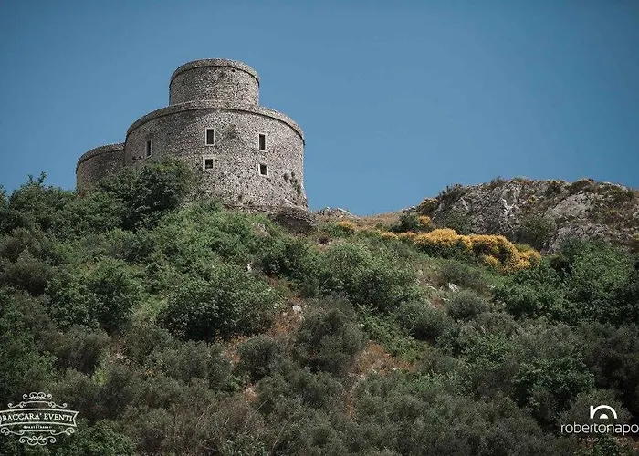 Assteas Nocleg ze śniadaniem 3*