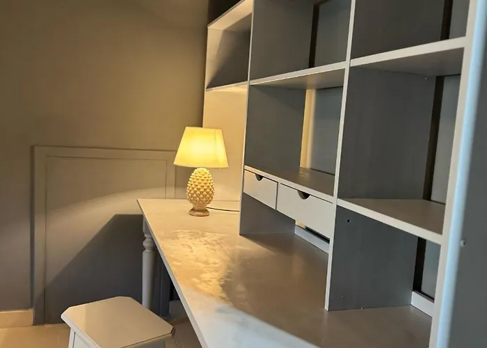 Nocleg ze śniadaniem Assteas 3*